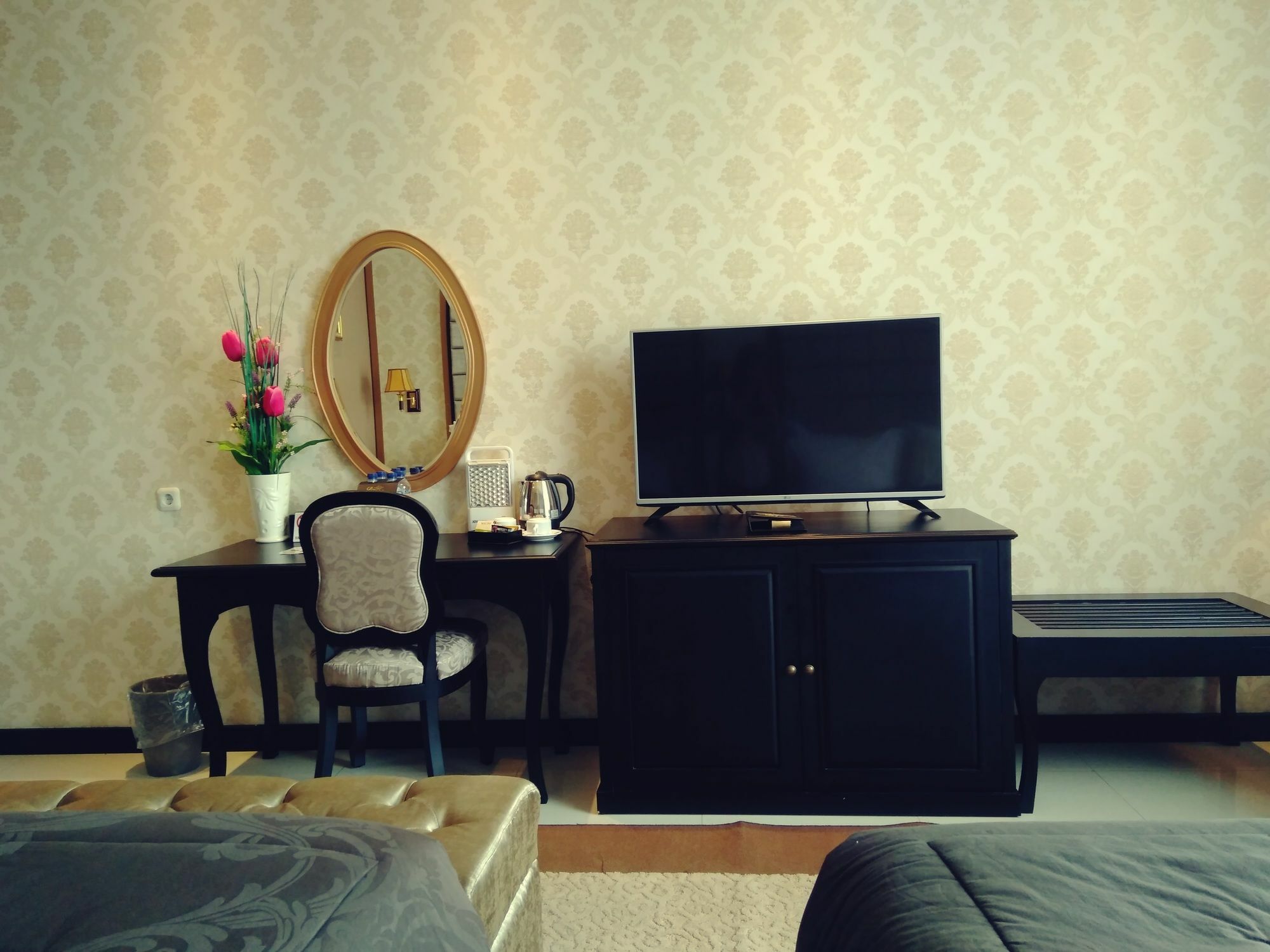 Liz Palace Hotel