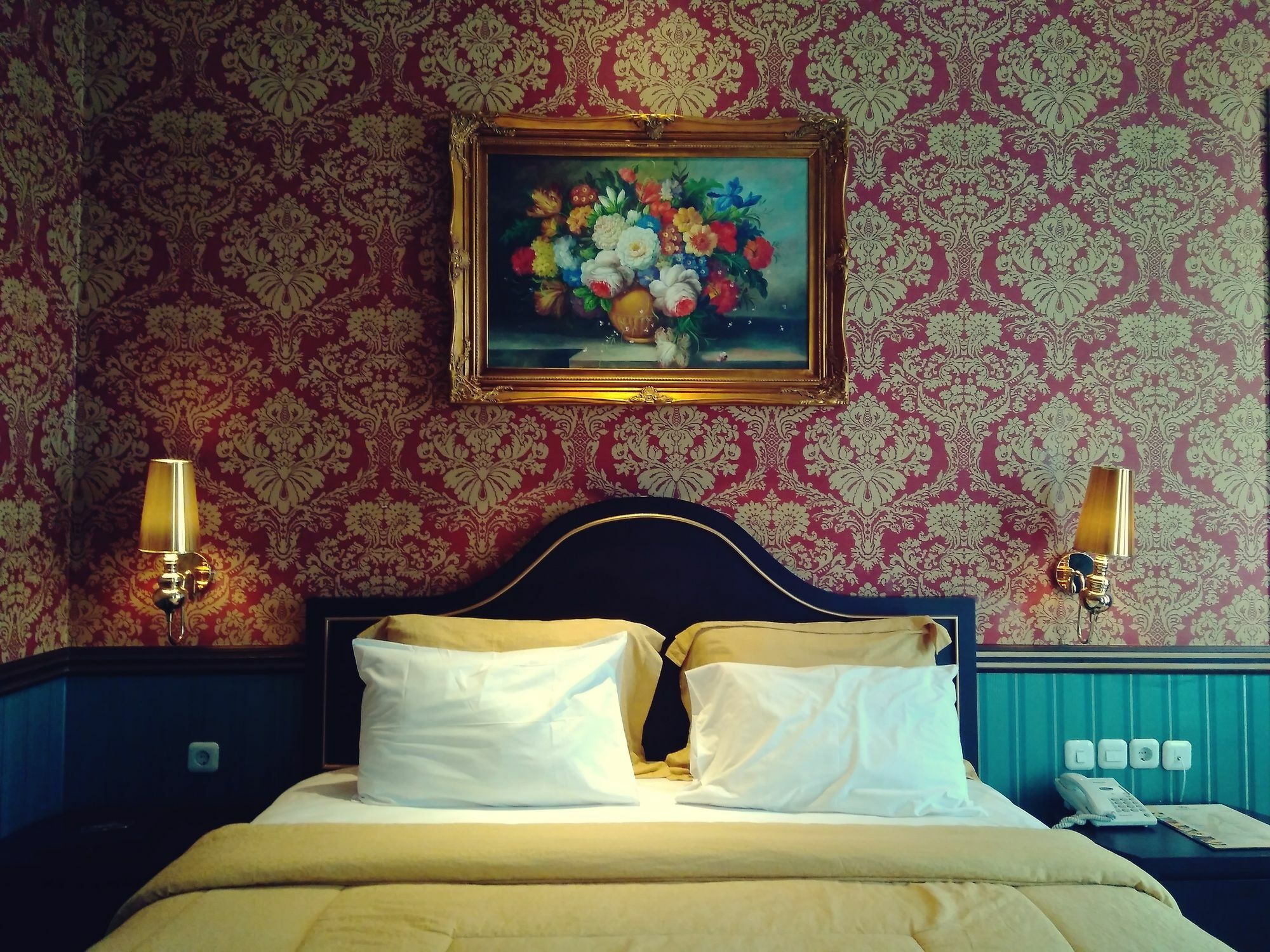 Liz Palace Bandung